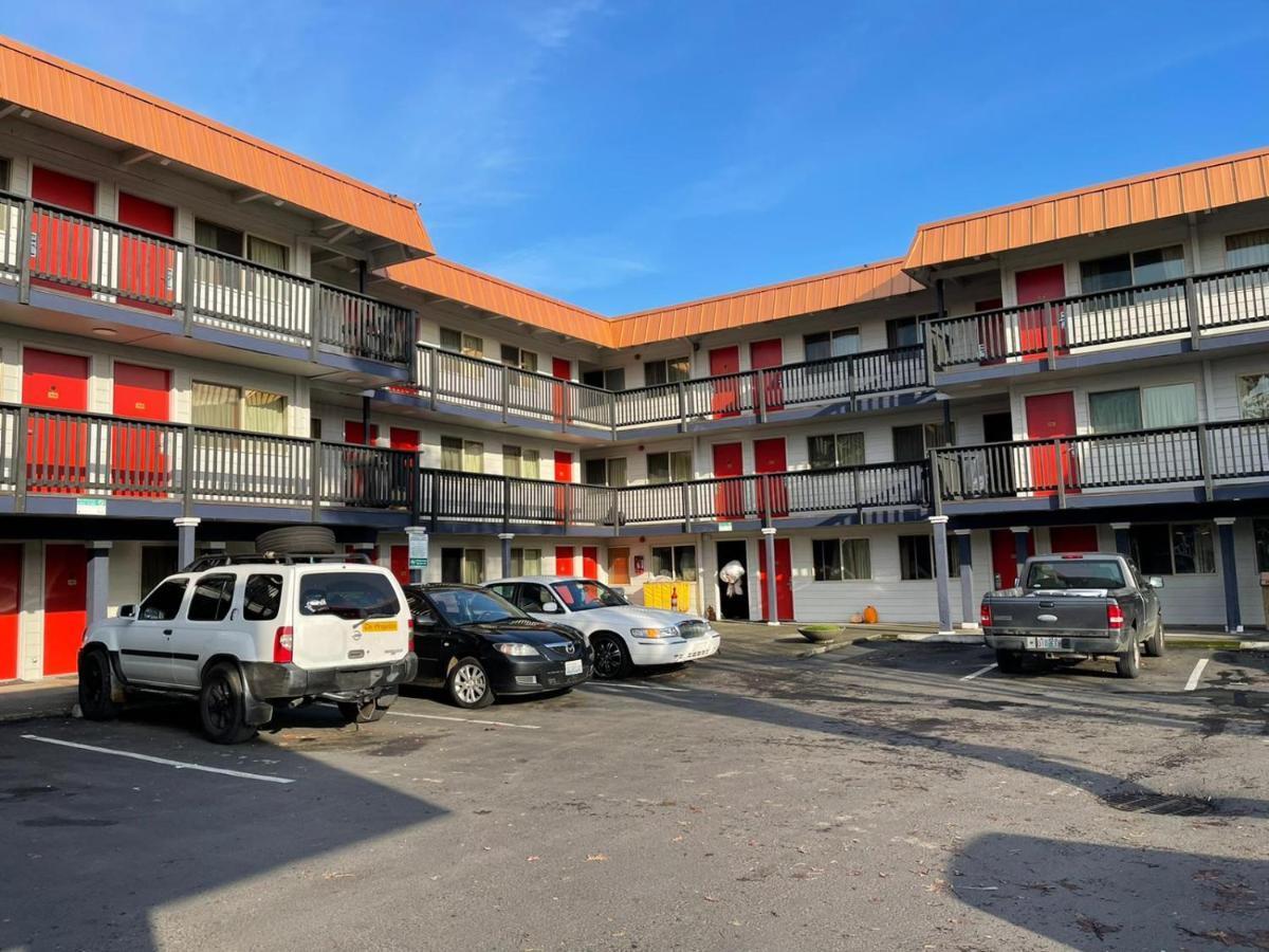 Portland Inn Bagian luar foto