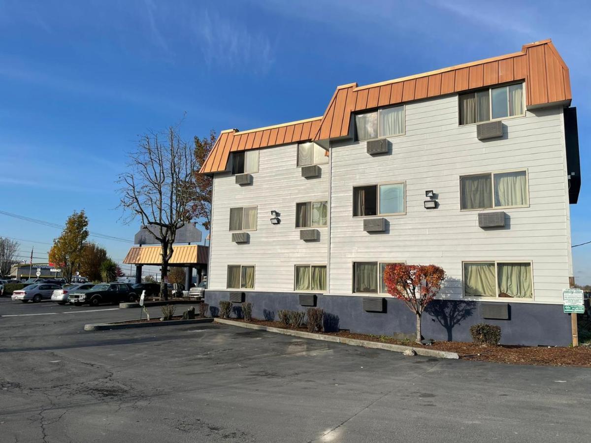 Portland Inn Bagian luar foto